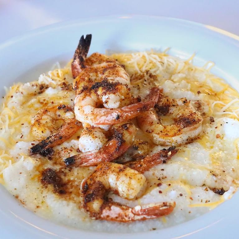 Delicious Gyro Options at Our Local Restaurant