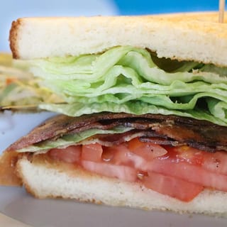 .Classic BLT